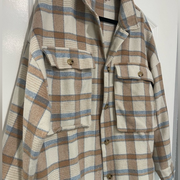 Pink Lily | Blue And Tan Plaid Shaket - Picture 2 of 8